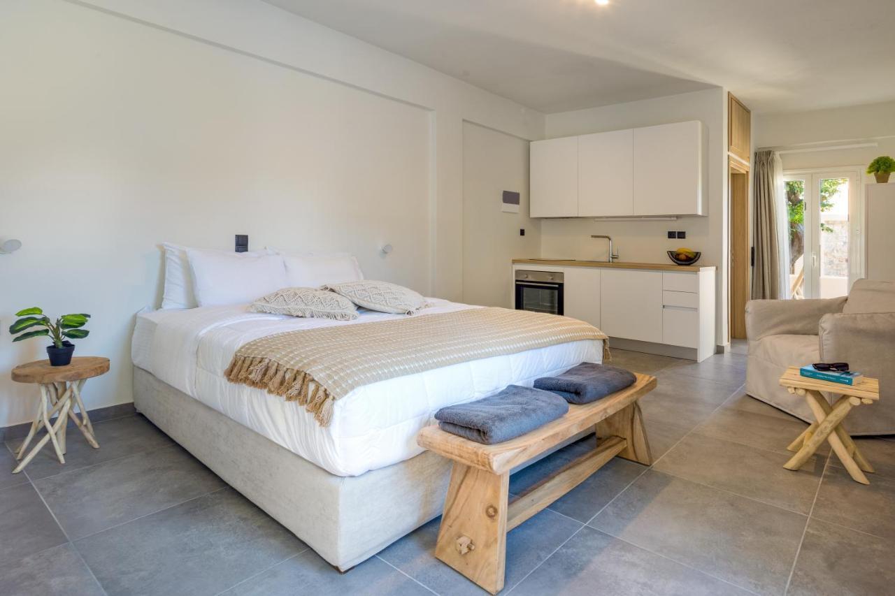 S U E N O - Studios And Apartments, With Shared Pool Като-Дарацо Екстер'єр фото